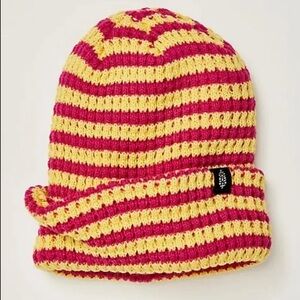 4070.Free People Stripe It Up Cool Down Beanie